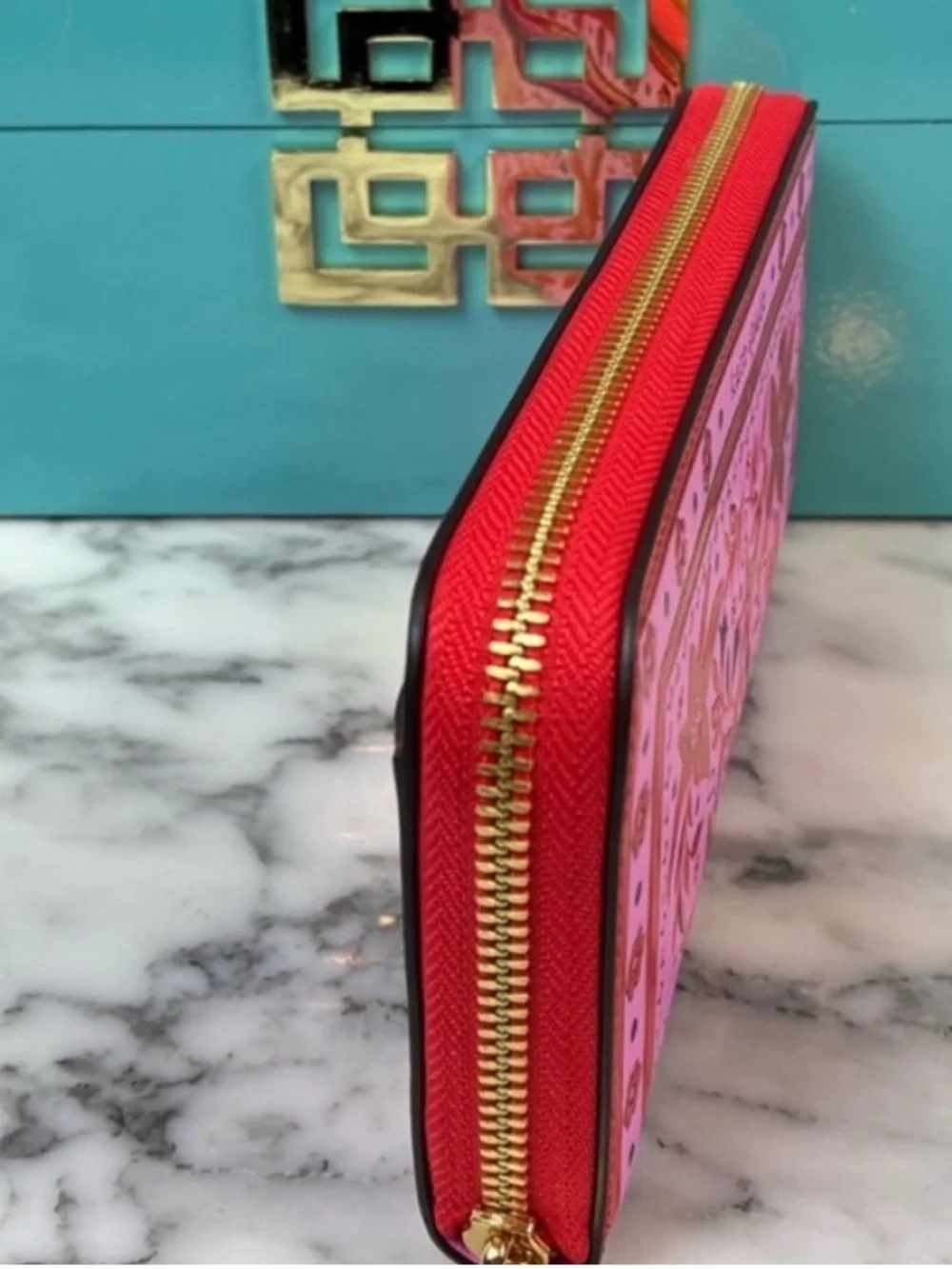 Kate Spade Floral Bandana Pink and Red Wallet (RARE) New With Tags Retails $260 - Picture 3 of 6